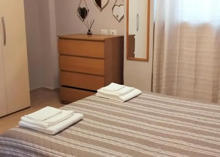 La Piccola Corte Del Borgo * Milano